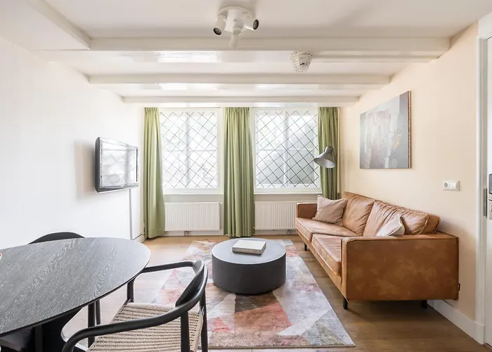 Апарт-отель Dockside Flats Амстердам