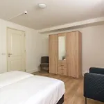 Ξενοδοχείο με διαμερίσματα Dockside Flats