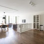 Ξενοδοχείο με διαμερίσματα Dockside Flats 3*