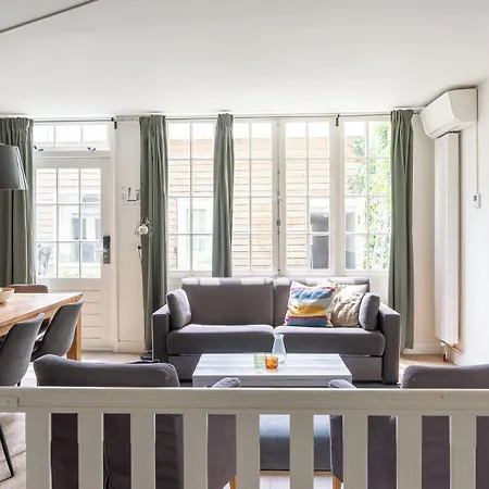 Dockside Flats Apartmanhotel Amszterdam