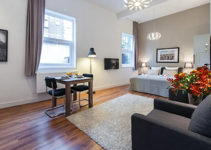 アパートホテル Dockside Flats アムステルダム