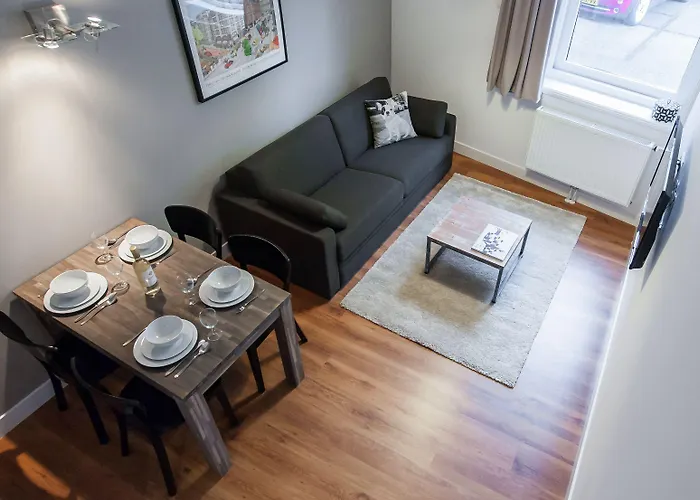 アパートホテル Dockside Flats