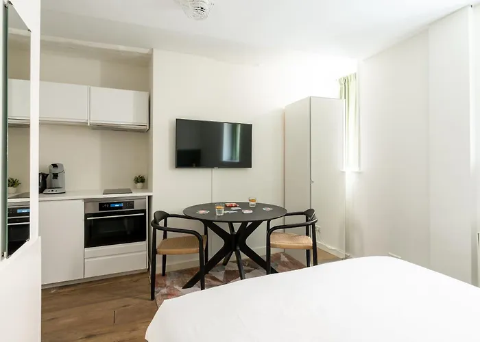 Lejlighedshotel Dockside Flats 3*