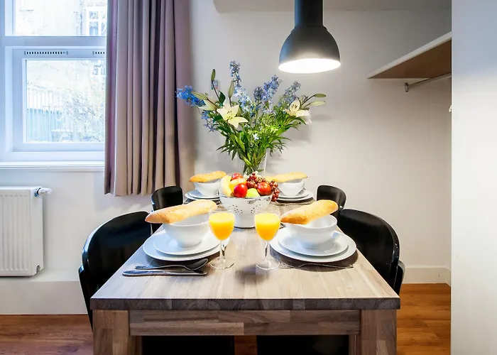 מלון דירות Dockside Flats