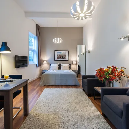 Dockside Flats 3* Amsterdam